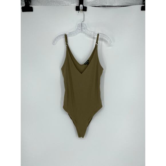 Wild Fable v-Neck Ribbed Sleeveless Bodysuit Size Large - Picture 2 of 7